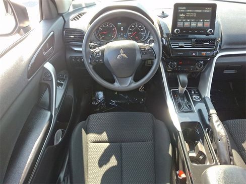 Used 2024 Mitsubishi Eclipse Cross image 14
