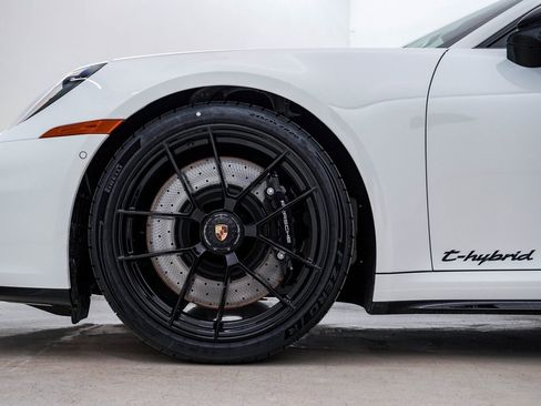 New 2026 Porsche 911 Carrera GTS image 14