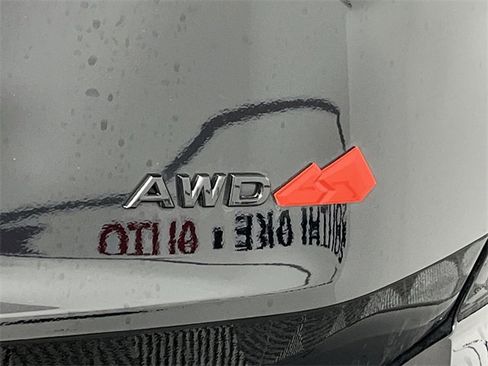 Certified 2025 Nissan Rogue SV image 25