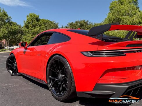 Used 2022 Porsche 911 GT3 RWD image 40