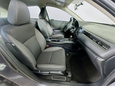 Certified 2022 Honda HR-V LX image 7