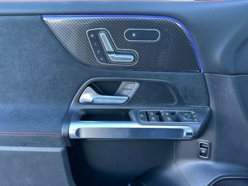 New 2026 Mercedes-Benz GLB 35 AMG 4MATIC image 11
