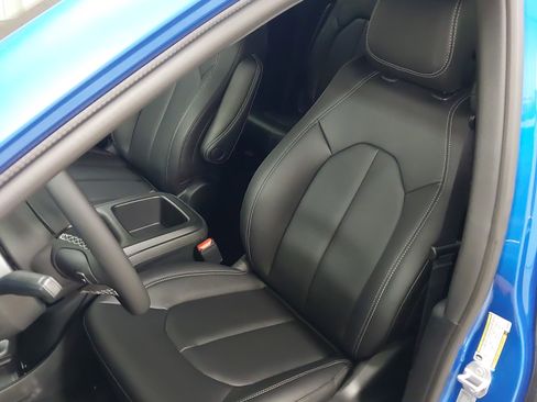 New 2026 Chrysler Pacifica Select image 22