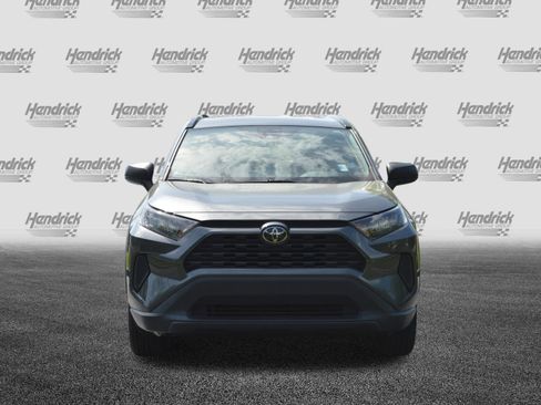 Used 2020 Toyota RAV4 LE image 6