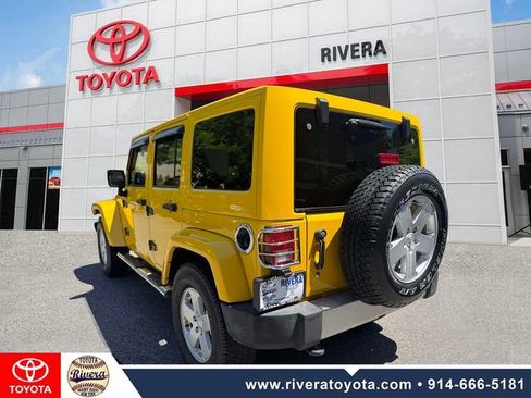 Used 2011 Jeep Wrangler Unlimited Sahara w/ Dual Top Group AWD/4WD image 7
