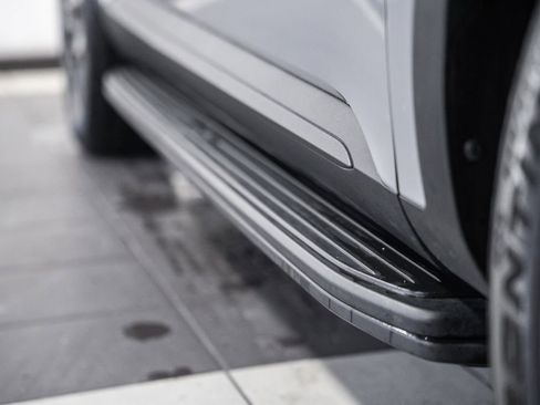 Used 2025 Kia Sorento S w/ Panoramic Sunroof Package image 15