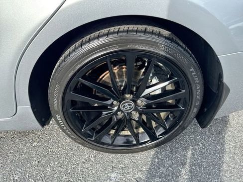 Used 2022 Toyota Camry XSE image 10