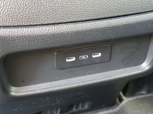 Used 2024 Honda Passport EX-L image 11