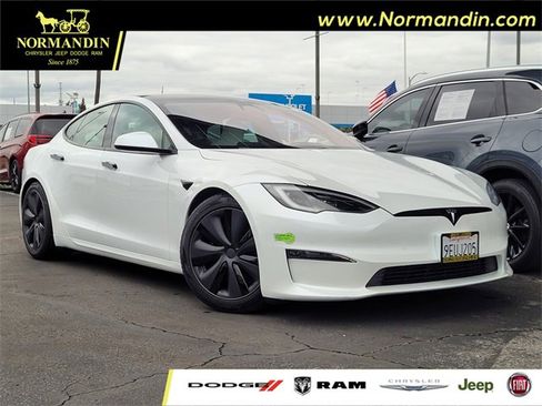 Used 2023 Tesla Model S image 1