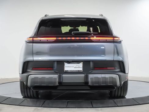 Used 2026 Porsche Cayenne Electric AWD/4WD image 10