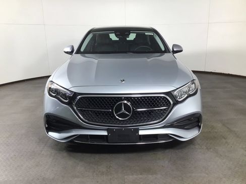 Used 2025 Mercedes-Benz E 450 4MATIC Sedan image 10