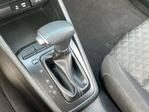 Used 2018 Kia Rio S FWD image 17