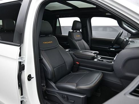 New 2025 Ford Expedition Tremor image 29
