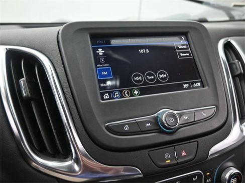 Used 2024 Chevrolet Equinox LT image 34