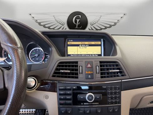 Used 2010 Mercedes-Benz E 550 Coupe image 22