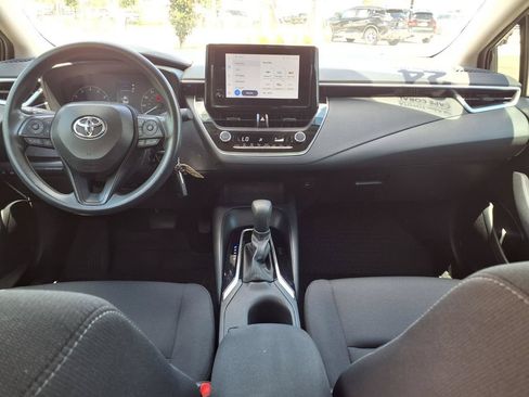 Used 2024 Toyota Corolla LE FWD image 17