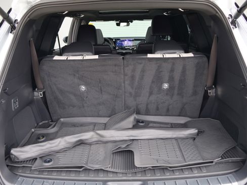 Certified 2025 Lexus TX 350 AWD w/ Technology Package image 39