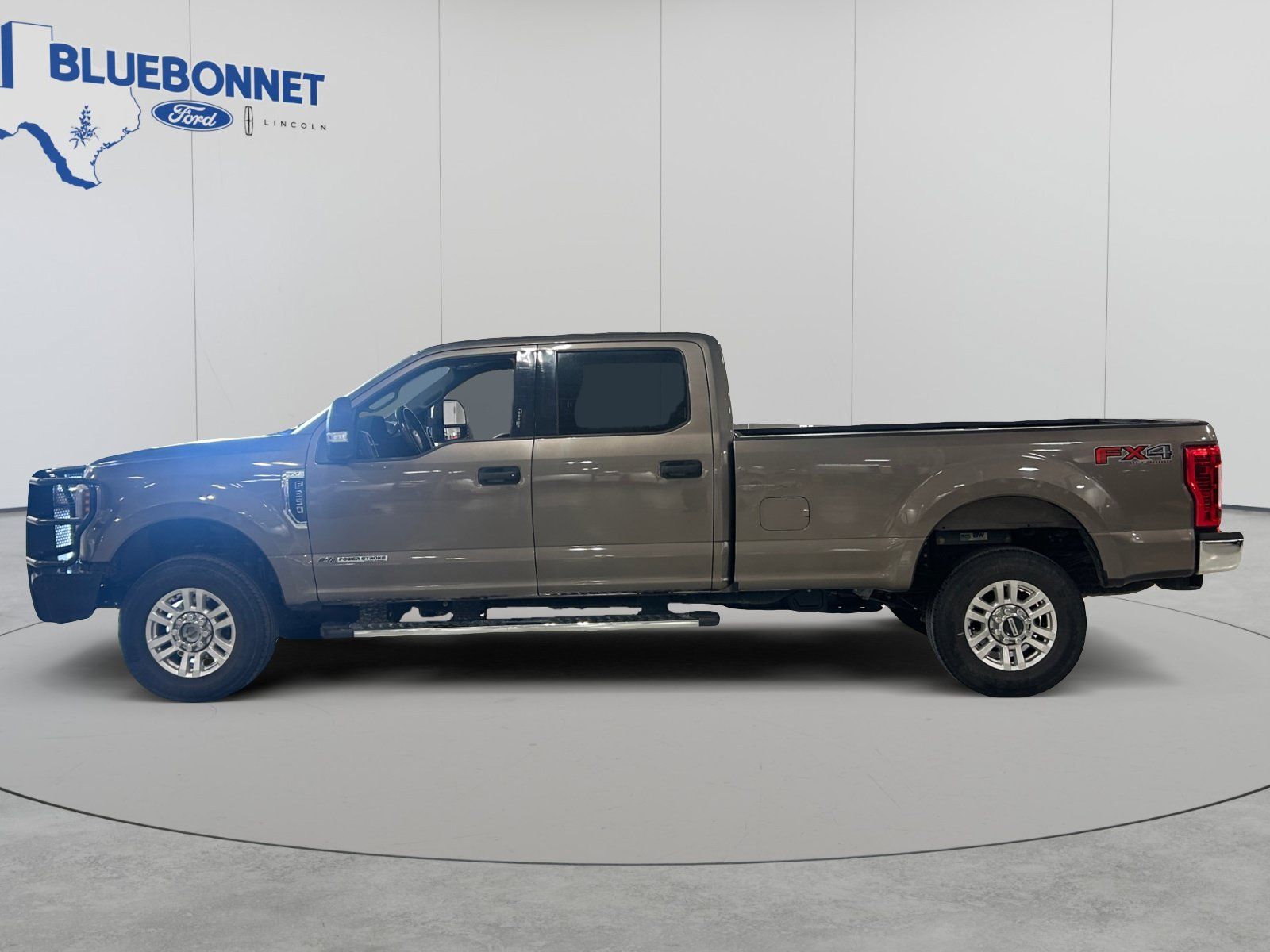 Used 2018 Ford F350 XLT w/ XLT Value Package AWD/4WD image 6