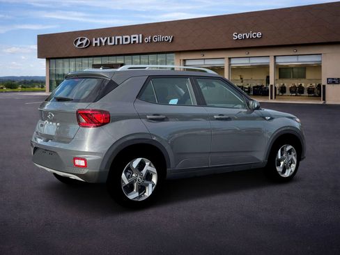 New 2026 Hyundai Venue SEL FWD image 8