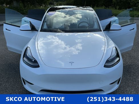 Used 2022 Tesla Model Y Performance AWD/4WD image 34