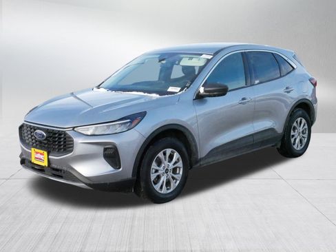 Used 2024 Ford Escape Active image 3