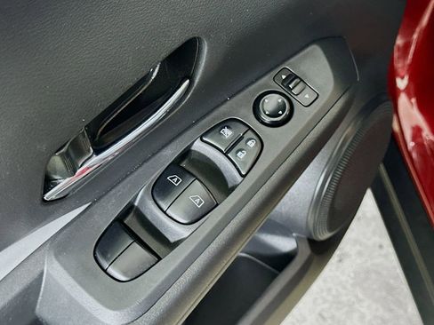 Used 2022 Nissan Kicks SR w/ Premium Package image 20