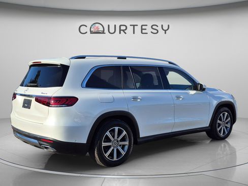 Used 2021 Mercedes-Benz GLS 450 4MATIC image 5