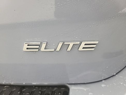 Used 2023 Honda Odyssey Elite image 12