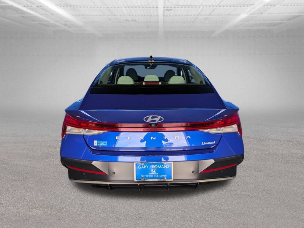 Used 2024 Hyundai Elantra Limited FWD image 6