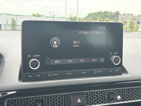 Used 2023 Honda Civic Sport image 23