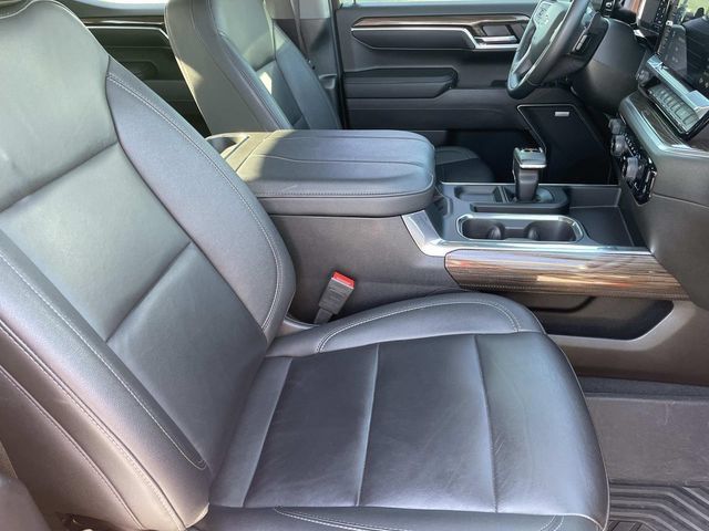 Used 2024 Chevrolet Silverado 1500 RST w/ Convenience Package II AWD/4WD image 29