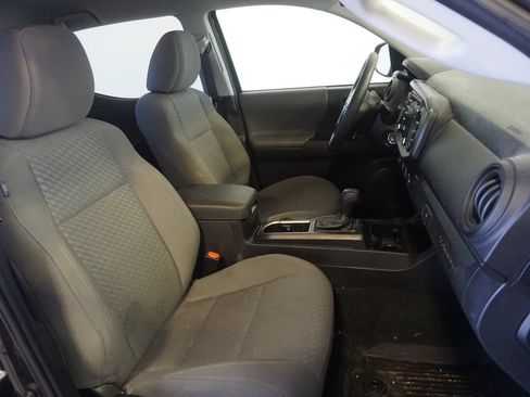 Used 2023 Toyota Tacoma SR AWD/4WD image 19