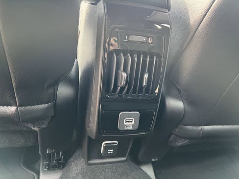 New 2026 Jeep Compass Latitude image 17