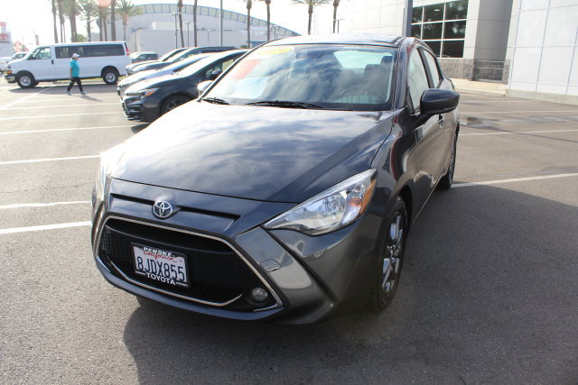 Used 2019 Toyota Yaris LE FWD image 4