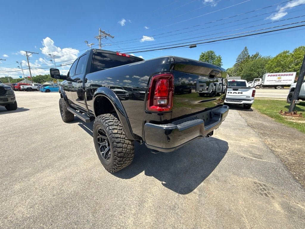 New 2025 RAM 2500 Big Horn AWD/4WD image 3