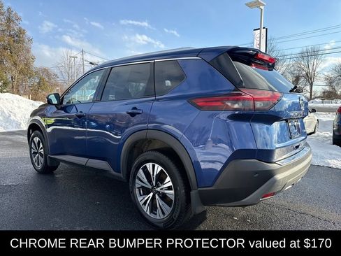 Certified 2021 Nissan Rogue SV w/ Premium Package image 7
