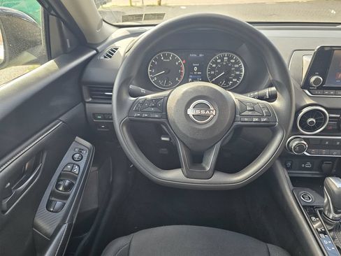 Used 2024 Nissan Sentra S FWD image 28