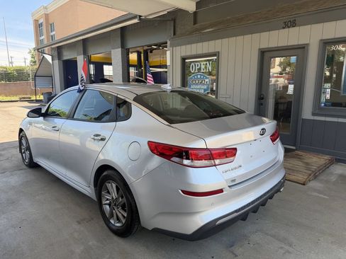 Used 2020 Kia Optima LX FWD image 7
