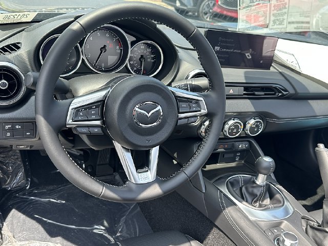 Certified 2026 MAZDA MX-5 Miata RF Grand Touring RWD image 16