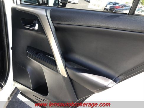 Used 2013 Toyota RAV4 Limited FWD image 18