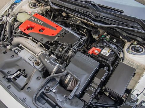 Used 2018 Honda Civic Type R image 52