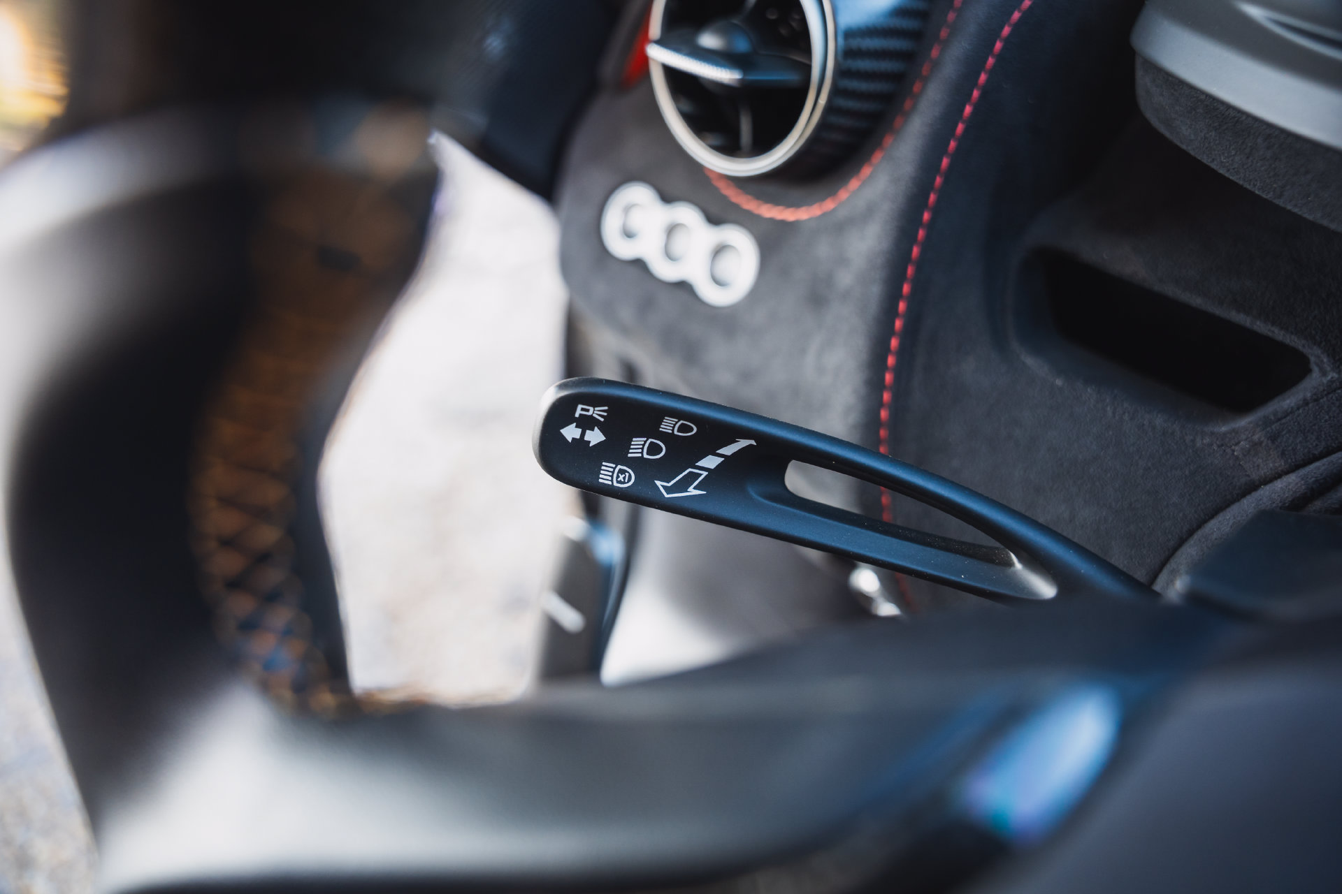 Used 2021 McLaren 765LT RWD image 75
