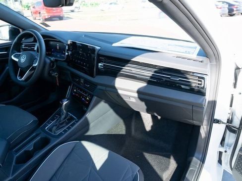 New 2026 Volkswagen Jetta Sport FWD image 31