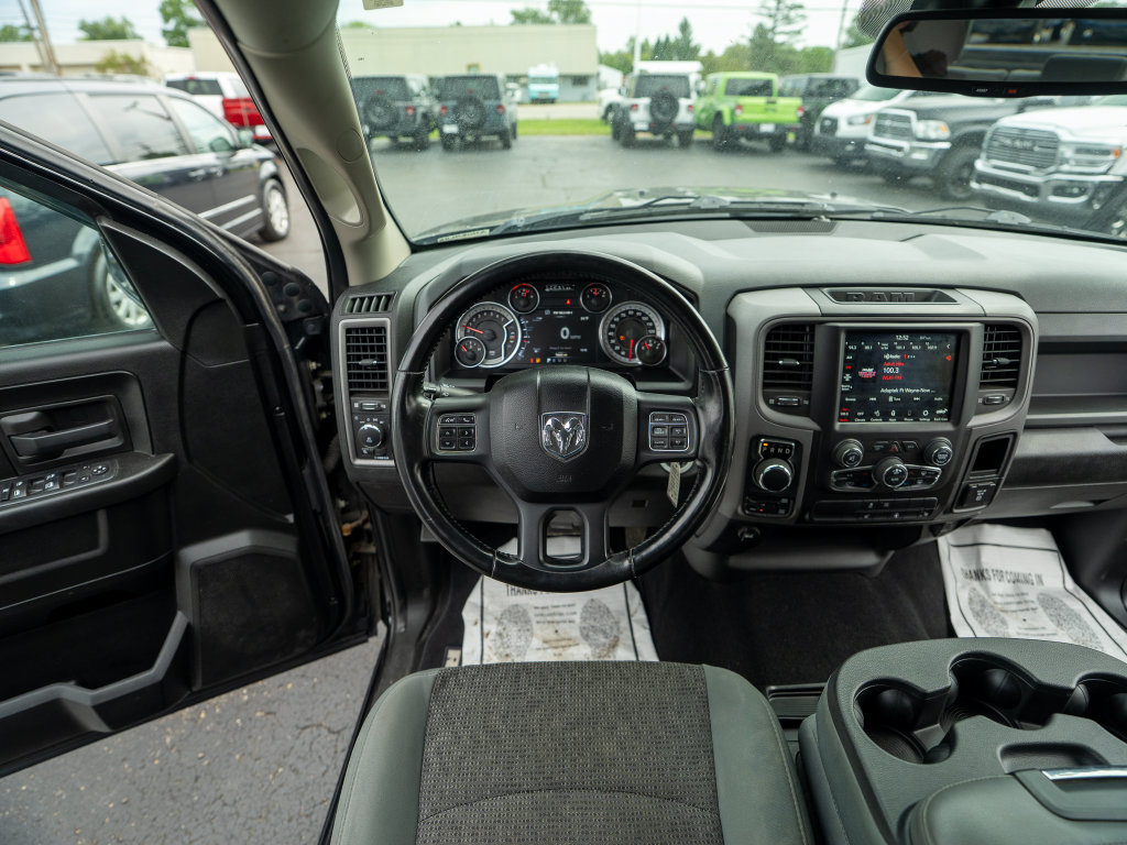 Used 2020 RAM 1500 Express w/ Wheel & Sound Group AWD/4WD image 20