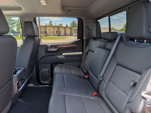 New 2026 GMC Sierra 1500 Denali w/ Denali Reserve Package AWD/4WD image 35