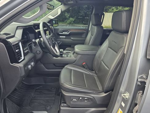 Used 2025 GMC Sierra 1500 Denali w/ Denali Reserve Package AWD/4WD image 13
