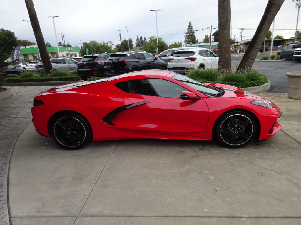 Certified 2021 Chevrolet Corvette Stingray Coupe w/ 1LT RWD image 9