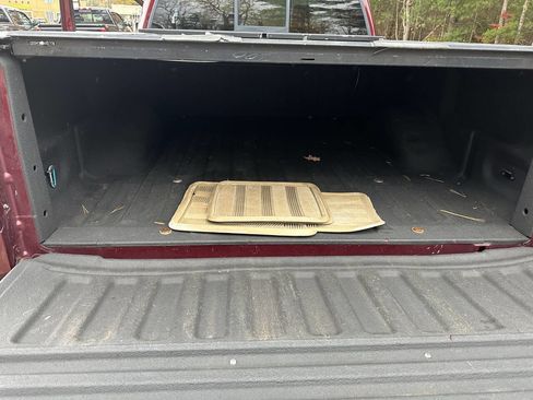 Used 2004 Ford F150 Lariat image 9