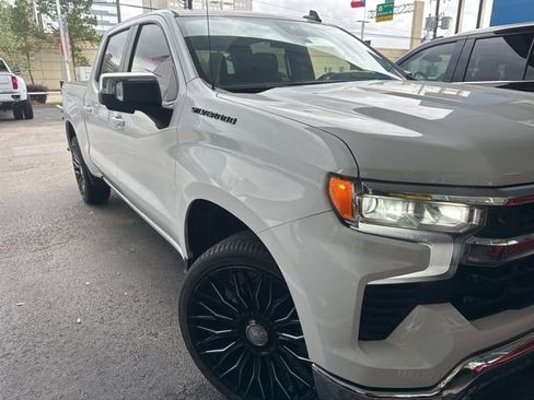 Used 2024 Chevrolet Silverado 1500 LT w/ Safety Package image 1