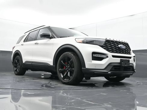 Used 2021 Ford Explorer ST w/ Equipment Group 401A AWD/4WD image 25